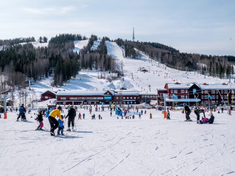 A captivating view of the slopes at Kungsberget, Sweden, promising a thrilling adventure for skiing enthusiasts.